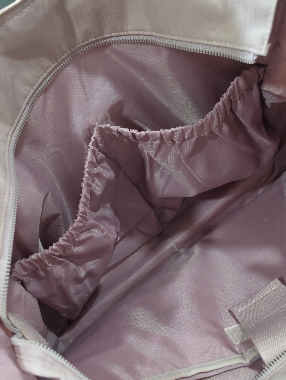 Beis Sport Carry All In Atlas Pink - Picture 3 of 8